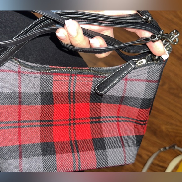 vintage Coach Tartan Hampton plaid comes with another shorter strap SOLD‼️ - Picture 5 of 8